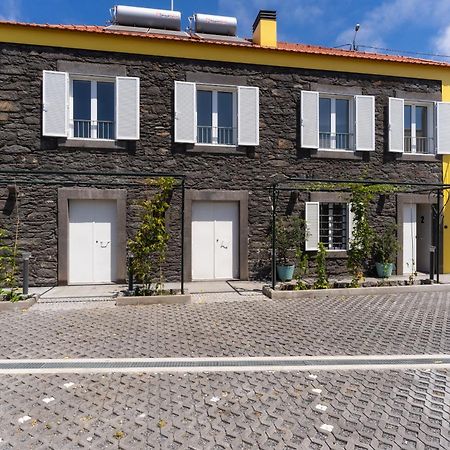 Casa Amarela Apartments - By Casas Na Ilha 卡马拉-德洛布什 外观 照片