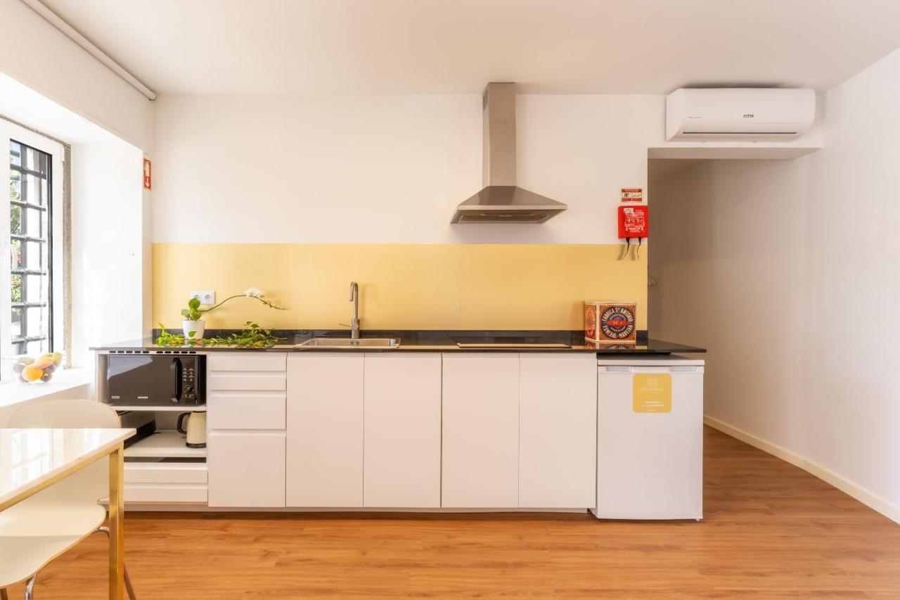 Casa Amarela Apartments - By Casas Na Ilha 卡马拉-德洛布什 外观 照片